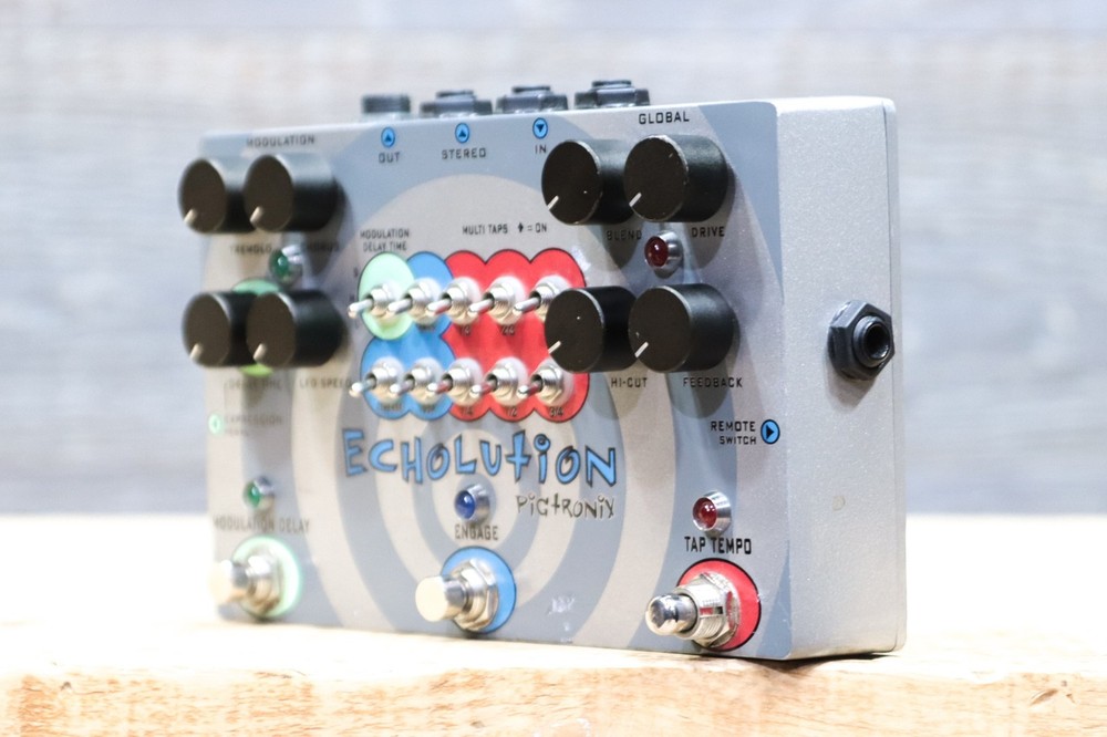 Pigtronix Echolution Unique Analog/Digital Dual Delay Effect Pedal w/Adapter