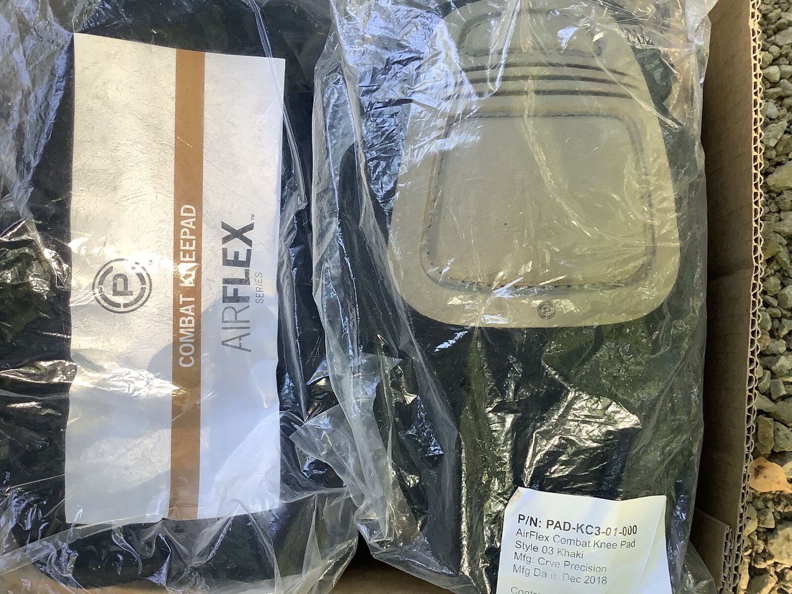 NEW Pair Crye Precision Airflex Kneepads