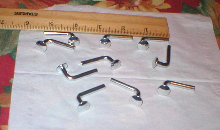 ROUND HEAD HOOKS 1 BAG QUANTITY UNKNOWN SOLD AS IS