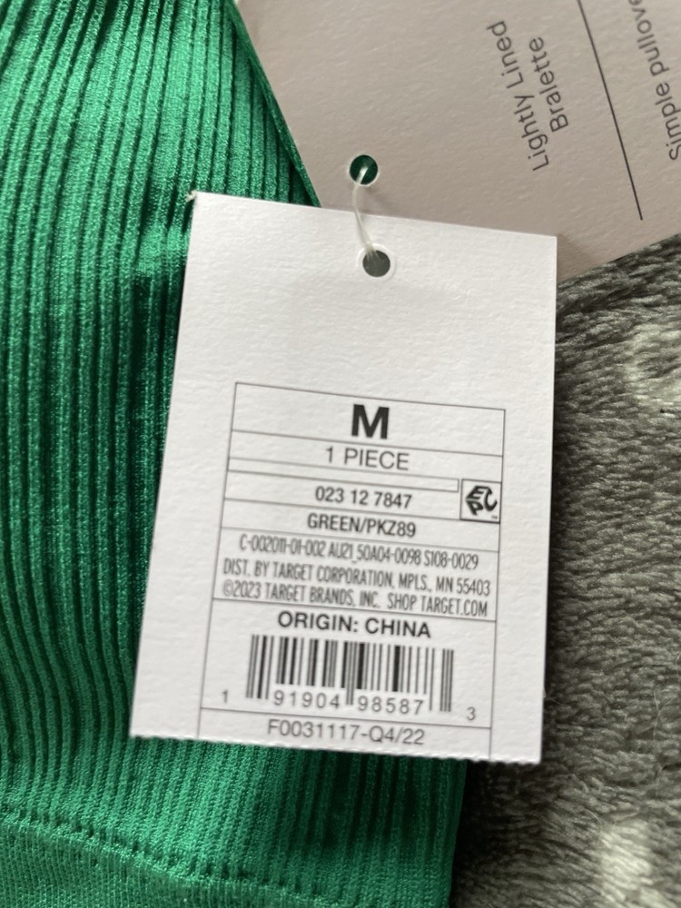 Auden Lightly Lined Bralette Simple Pullover Style Size M Green NWT