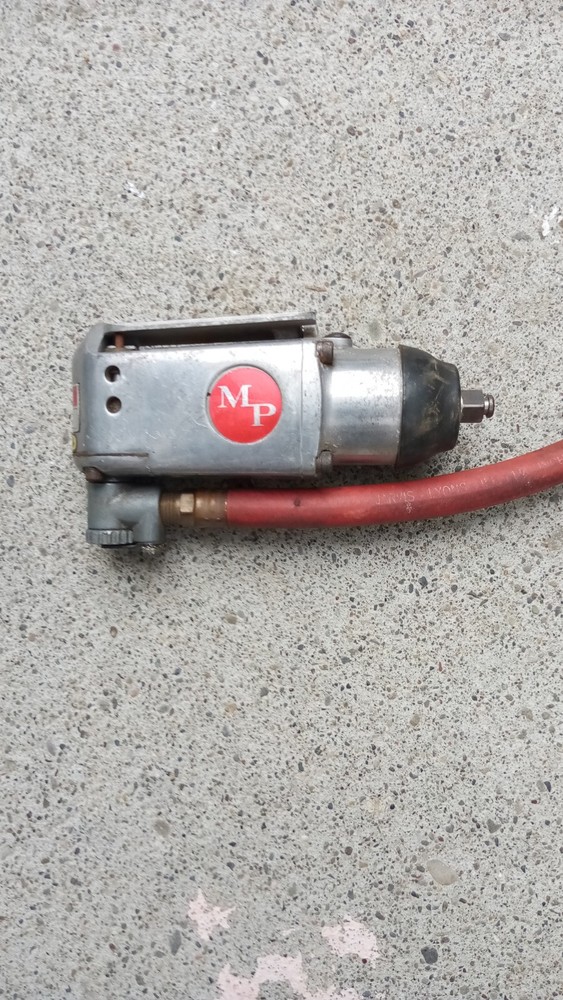 Milwaukee Pneumatic 3/8 Butterfly Wrench