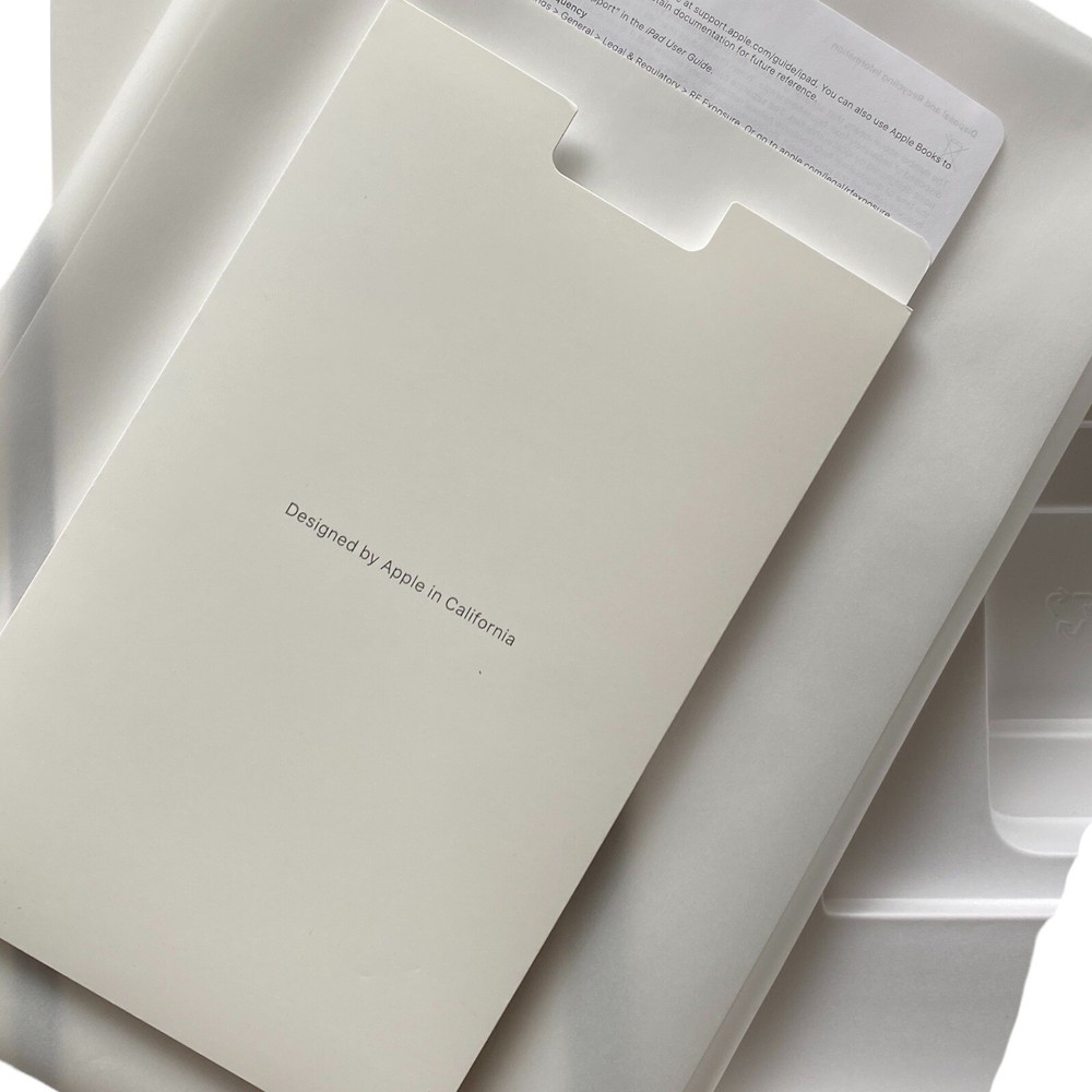 Apple iPAD 9th Generation ORIGINAL EMPTY BOX and INSERTS ONLY MK2K3LL/A