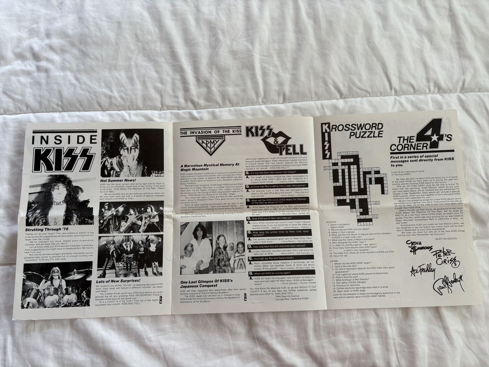 Vintage Original 1976 KISS Army Membership Kit Photos and Newsletters