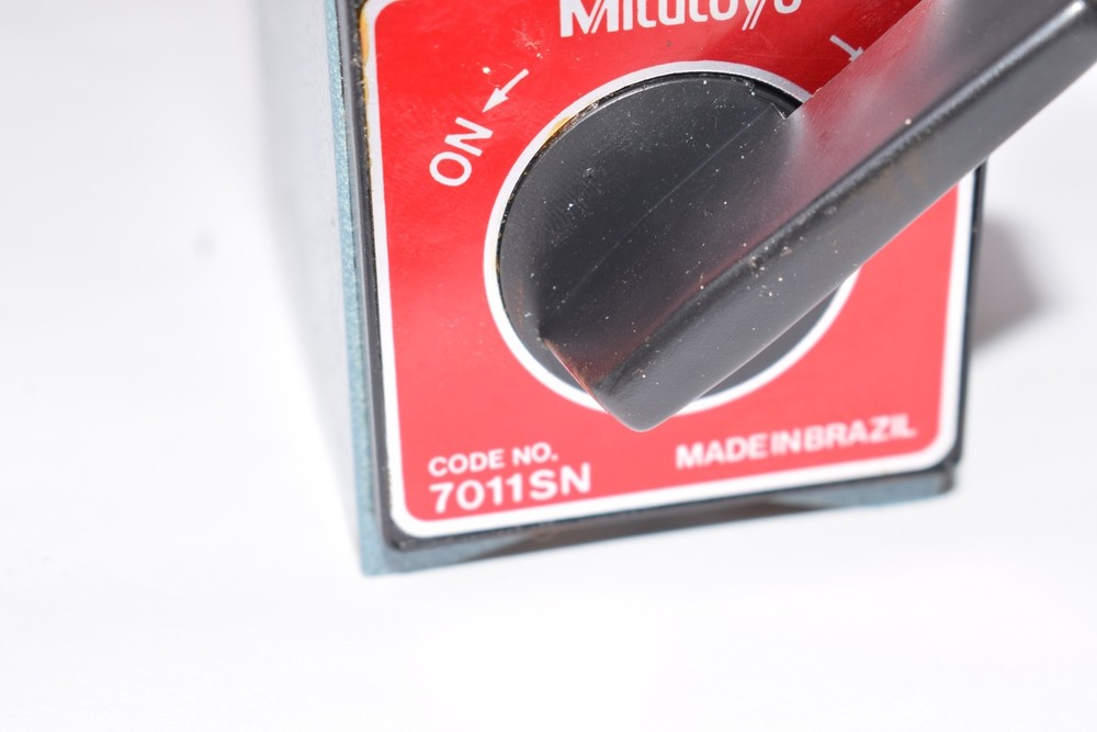 Mitutoyo Code No. 7011SN, Magnetic Base - Base Only