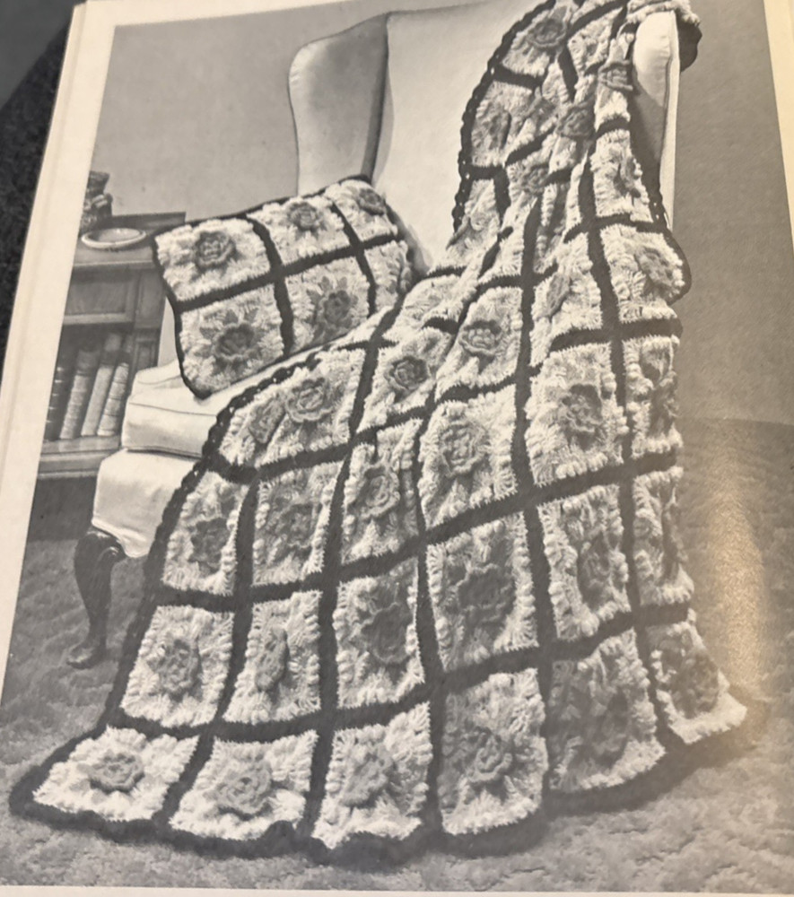 Vtg Rare Complete AFGHAN 1970 Pattern Bk