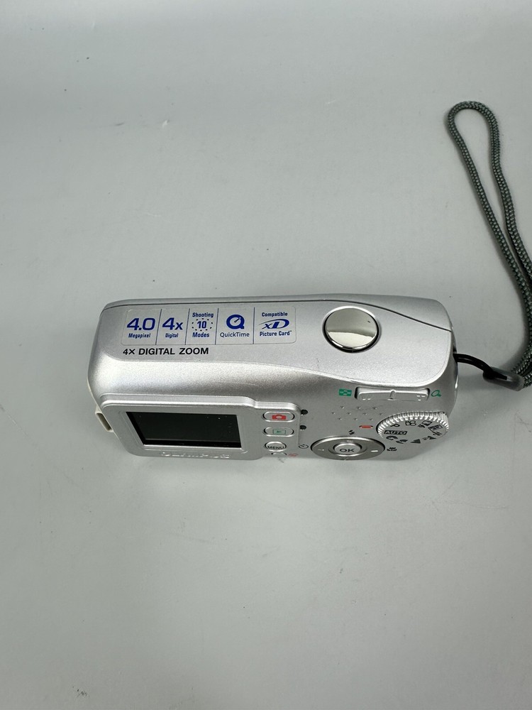 Olympus Camedia C-170 4.0 MP Compact Digital Camera Silver, Tested - Dead Pixels