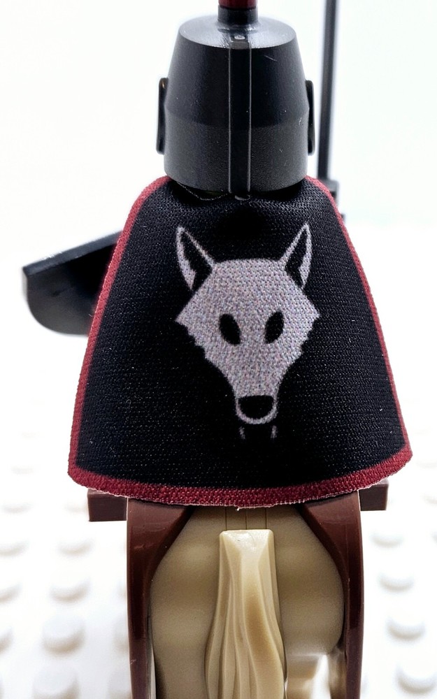 Custom Castle WOLFPACK Knight Commander (1 Figure + Horse & Barding)