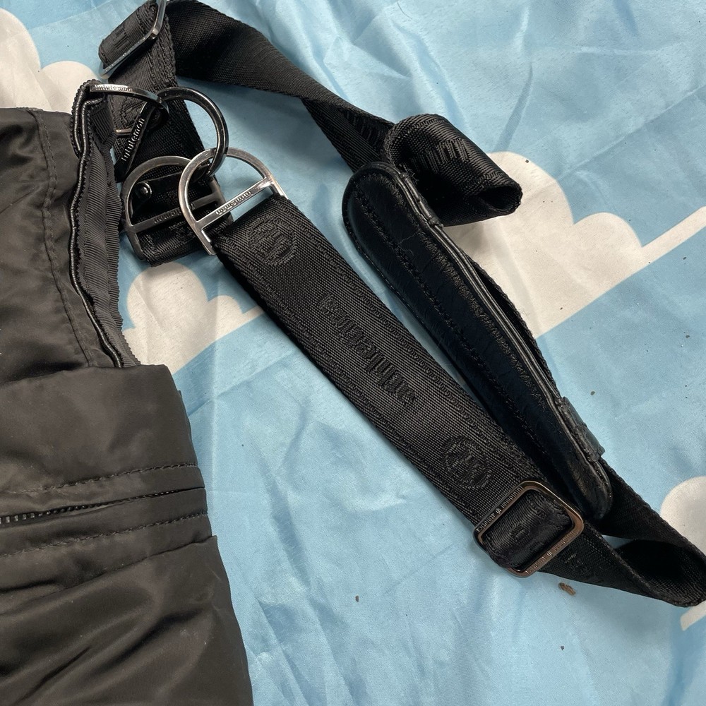 Lululemon Athletica Multicompartment Workout/Multipurpose Bag, Black