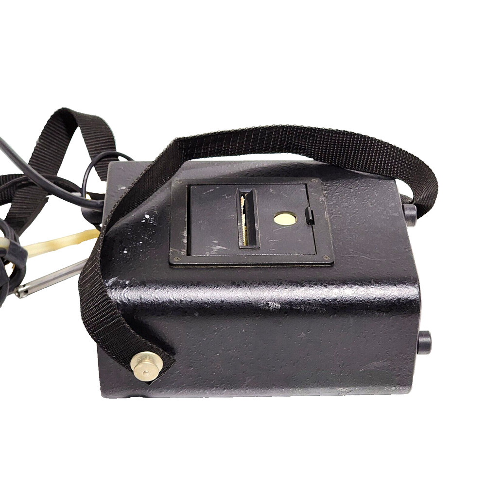 COSA 704 PORTABLE EMISSIONS ANALYZER .