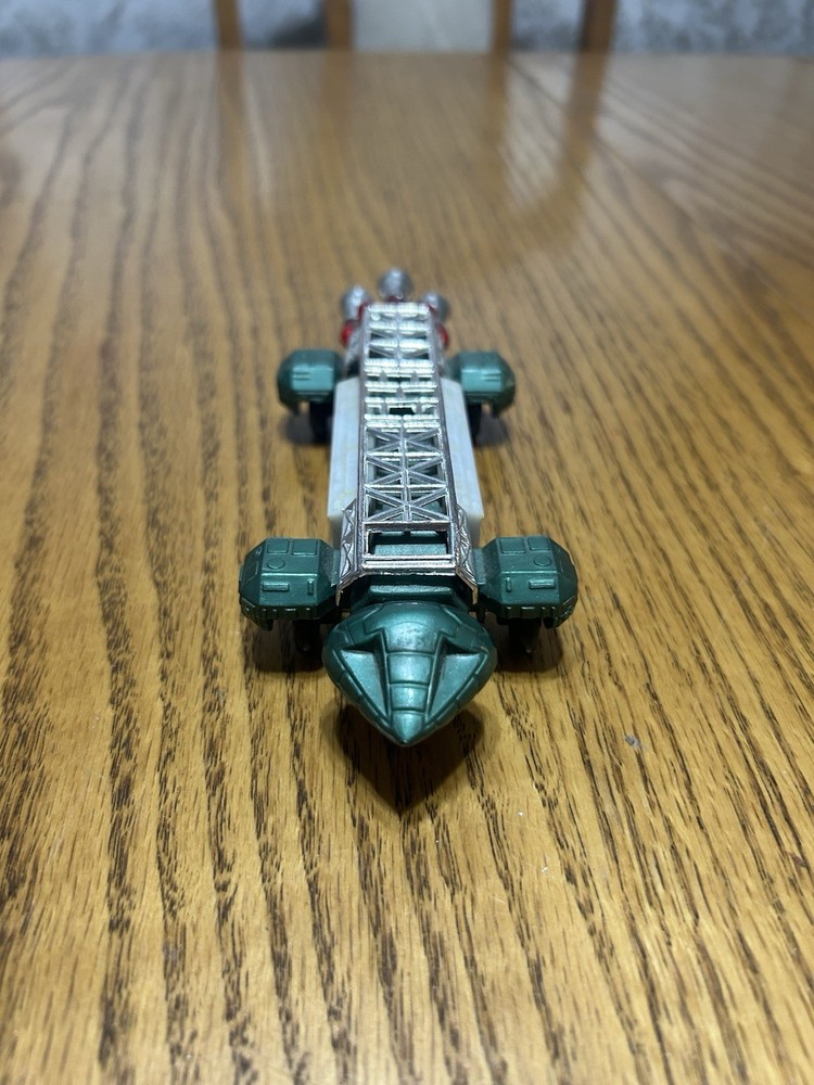 Vintage Space 1999 Eagle One By Azark-Hamway Plastic Pull Back Vehicle