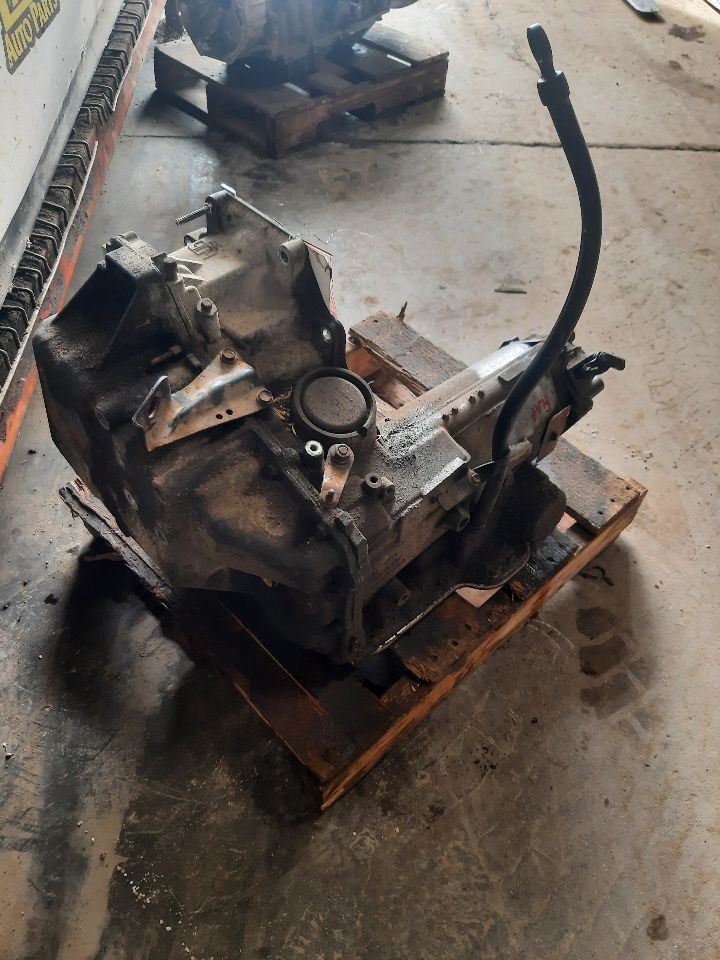 Automatic Transmission 3.9L Fits 06-11 IMPALA 1316796