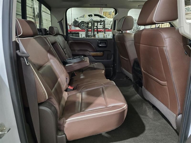 SILVRDO15 2017 Dash Bezel 600912