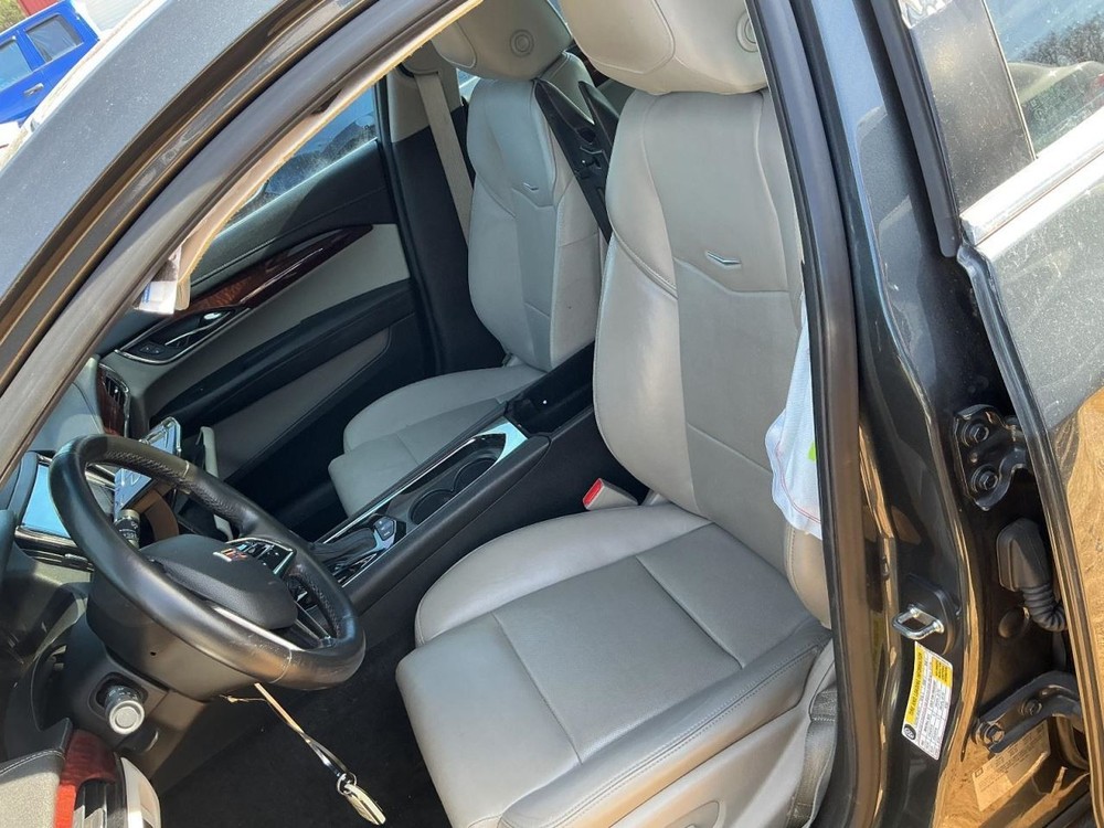 ATS 2016 Glove Box 4963452