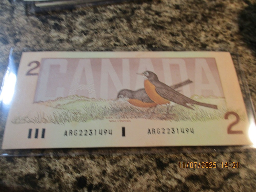 1986 CANADA $2 DOLLAR NOTE CU BC6