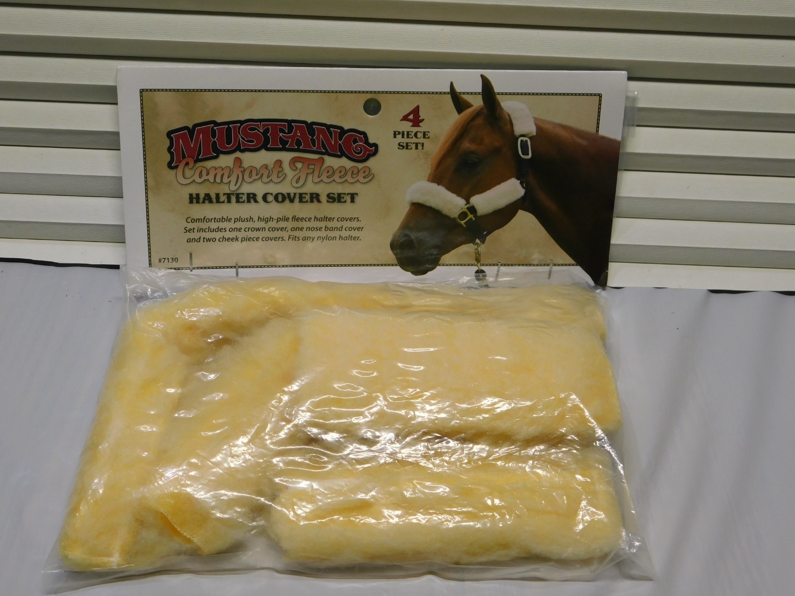 FLEECE HALTER COVER SET