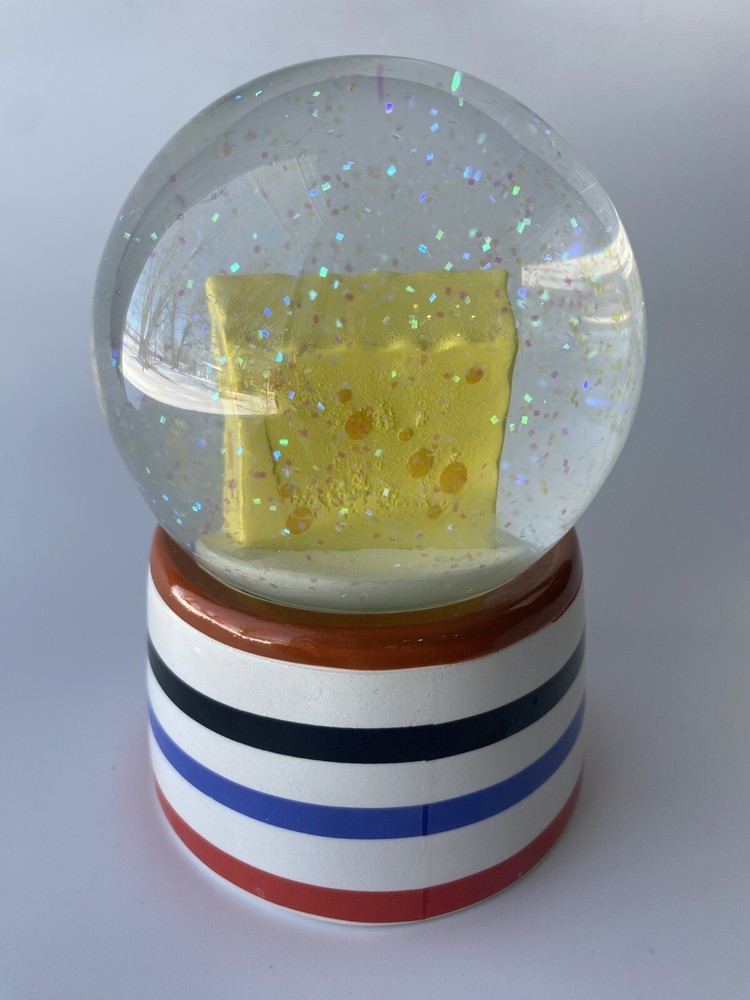 SPONGE BOB SQUAREPANTS SNOW GLOBE Patrick Squidward In Box Nickelodeon 2023