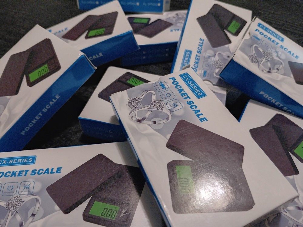 CX DIGITAL POCKET SCALE (EACH)