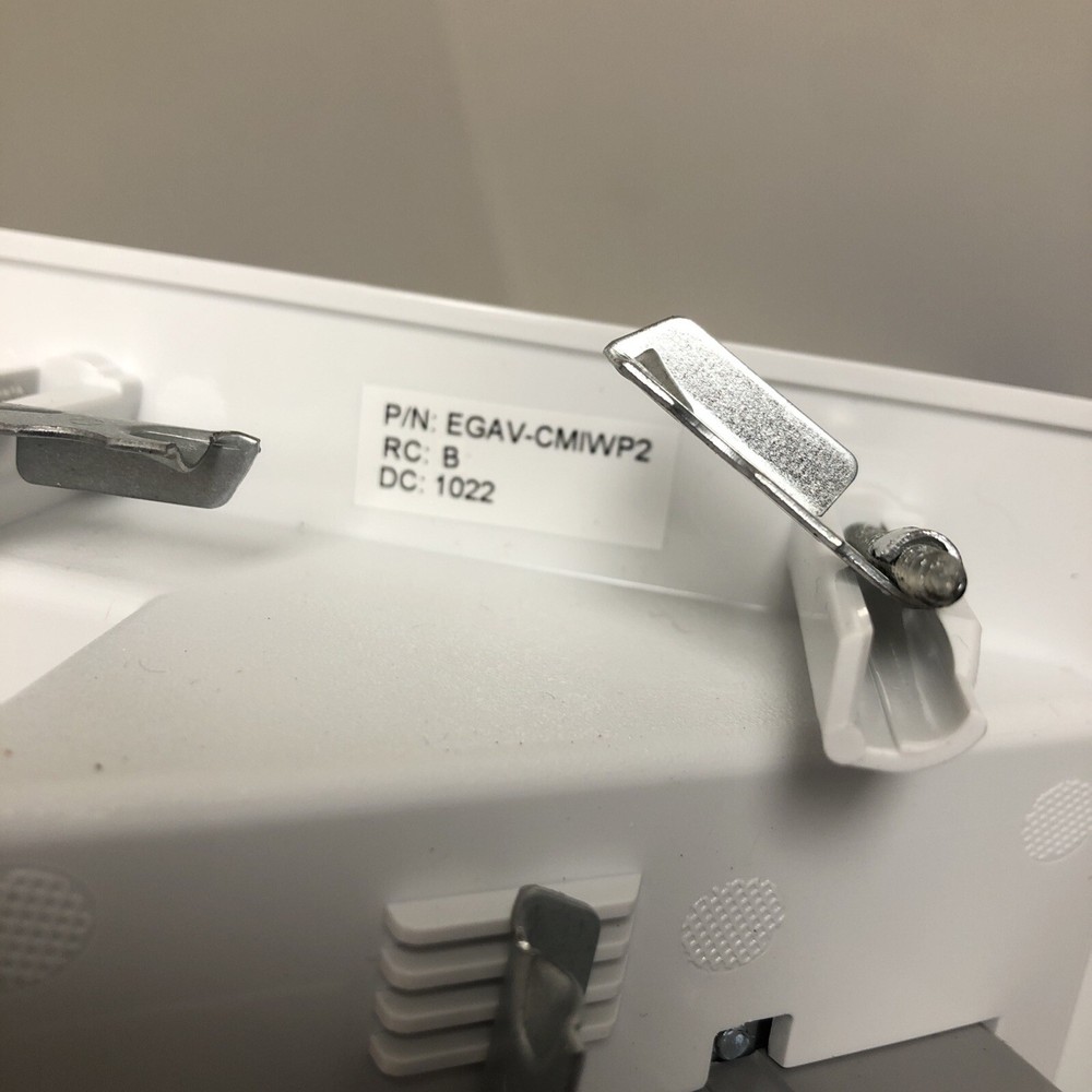 MINT Echogear EGAV-CMIWP2 Cable Concealment Outlet Box