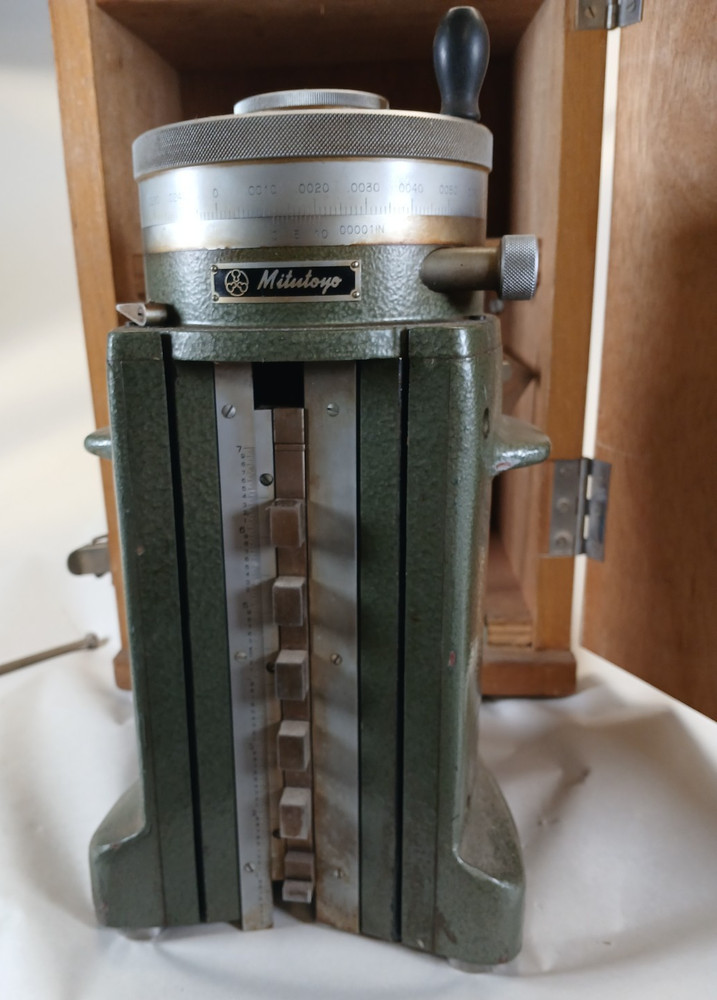 Mitotoyo MFG CO Height Master Model 515 Cat No. HM6 Precise Measuring Tool