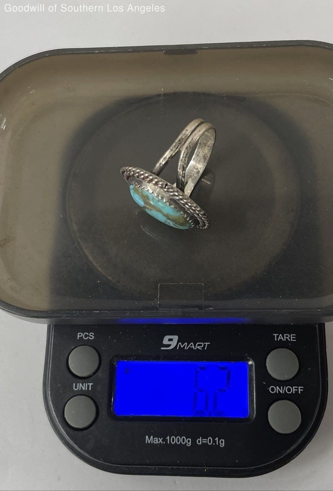 Native Sterling Silver Statement Oval Turquoise Ring - 6.2g (Size 7.75)