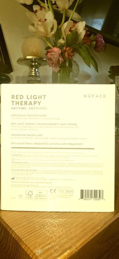 NuFace TRINITY+ LED Red Light Wrinkle Reducer Attachment *NEW IN BOX*