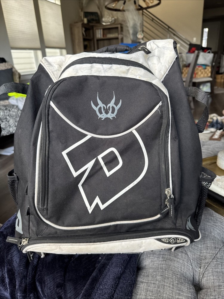 DeMarini baseball Softball Bat backpack *Used*