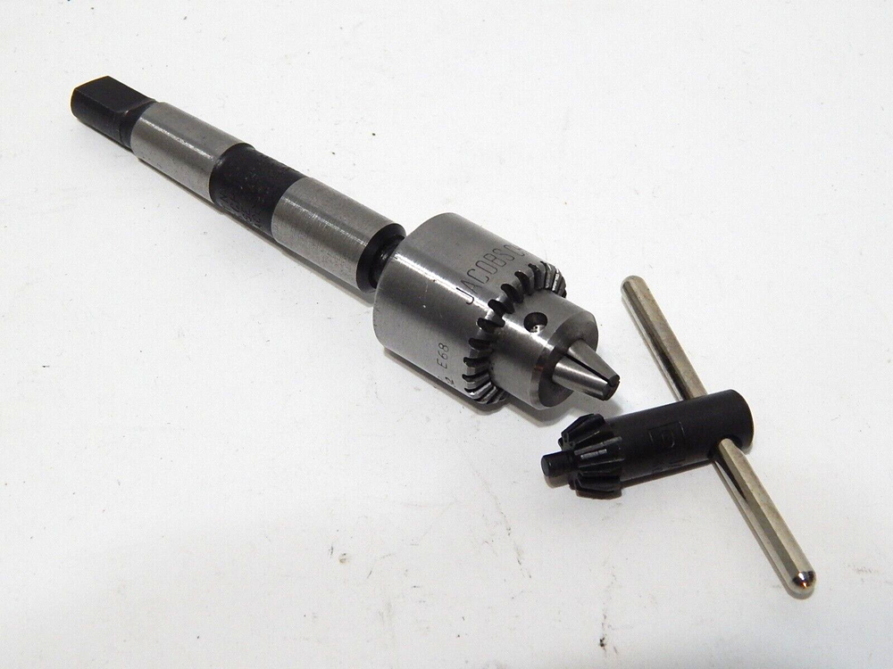 JACOBS NO.0 DRILL CHUCK 0-5/32 CAP. WITH KEY
