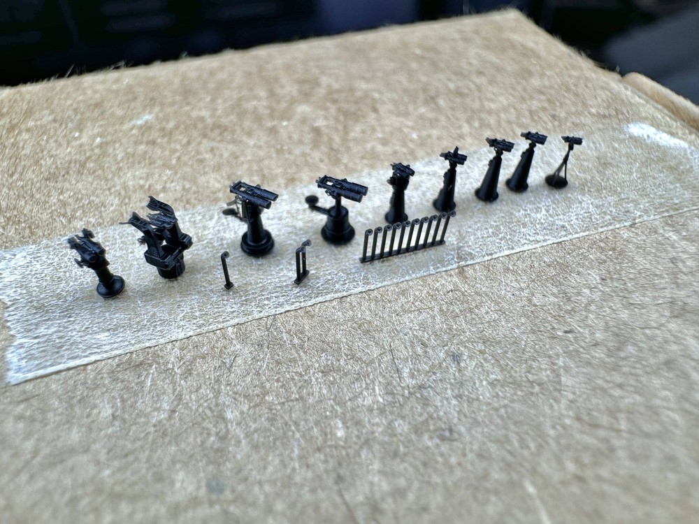 SSMODEL R350062 1/350 scale telescope & microphone assembly A multiple types