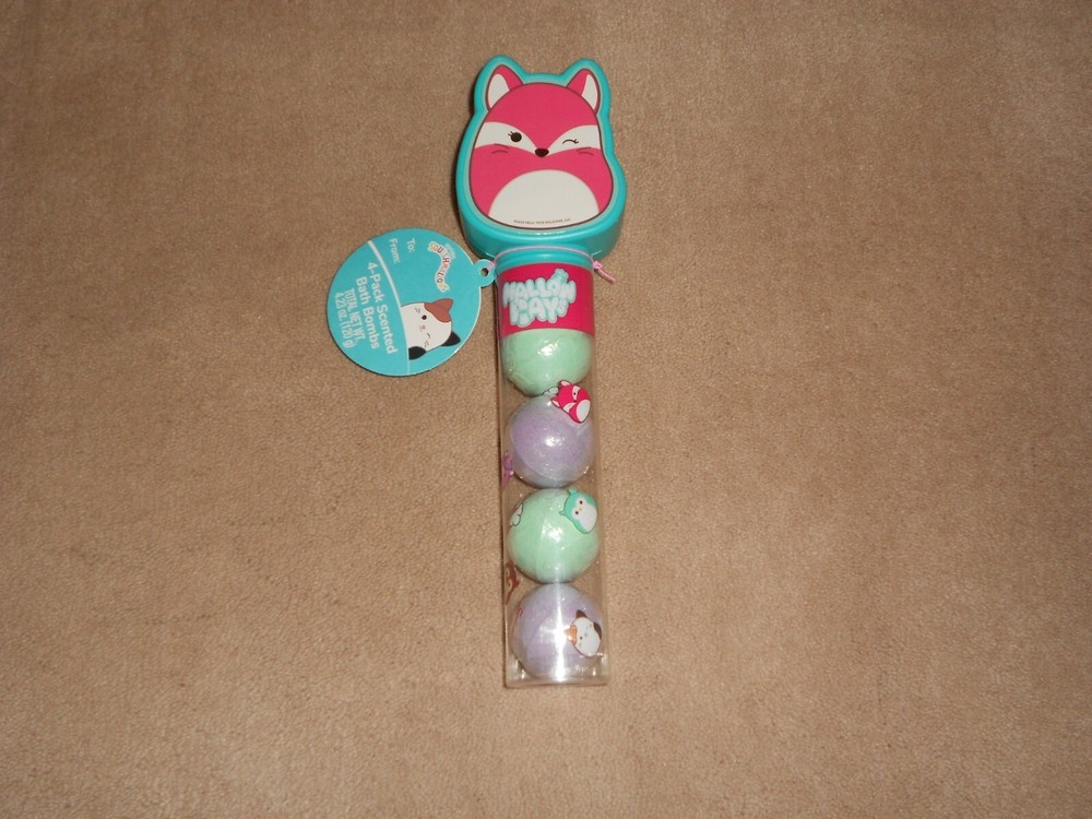 NEW, SQUISHMALLOW 4 PACK SCENTED BATH BOMBS