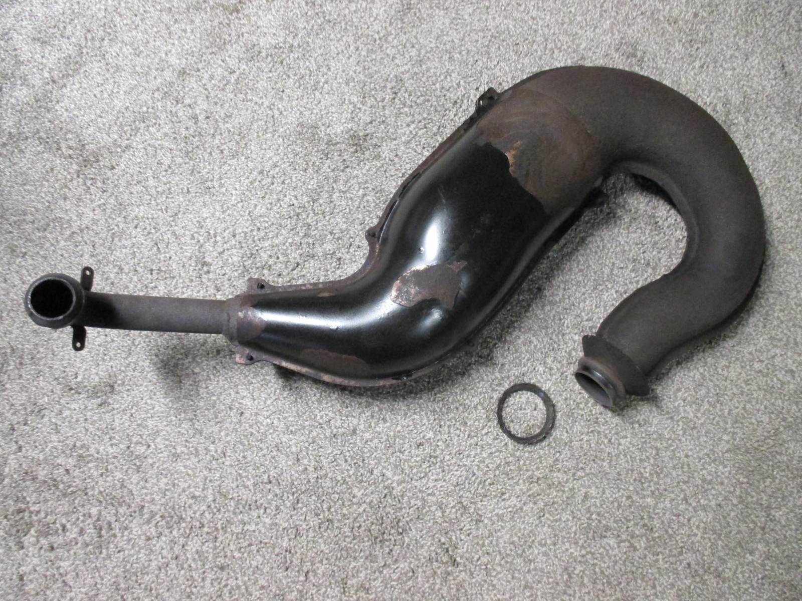 01 Arctic Cat ZL 550 ESR Snowmobile Exhaust Pipe Expansion Chamber