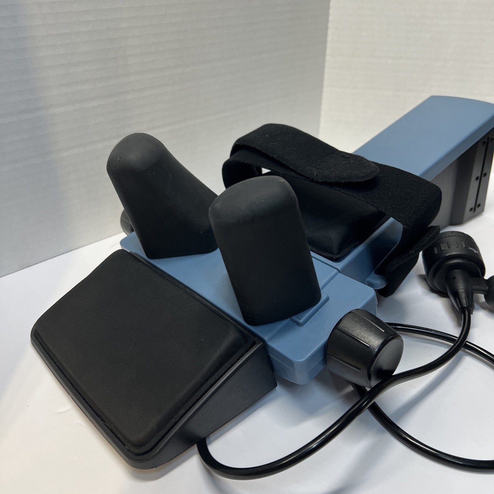 Cervical Traction Unit w/ Hand Pump & Pressure Gauge – Physical Therapy