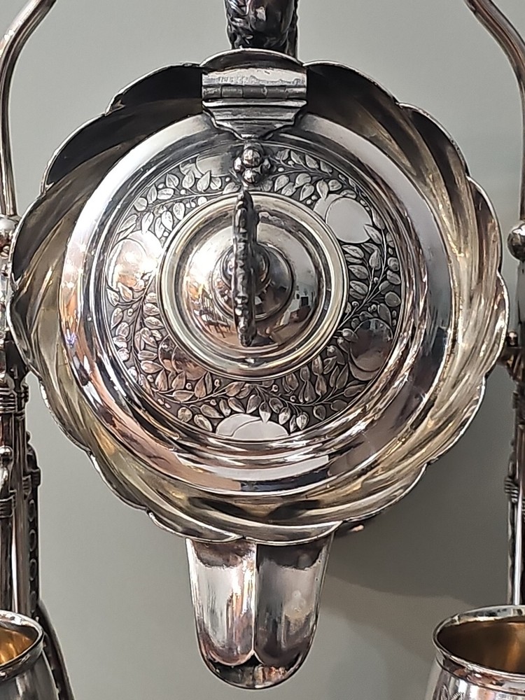 MERIDEN BRITANNIA SILVER-PLATED COLD WATER SERVING PITCHER WITH GOBLETS