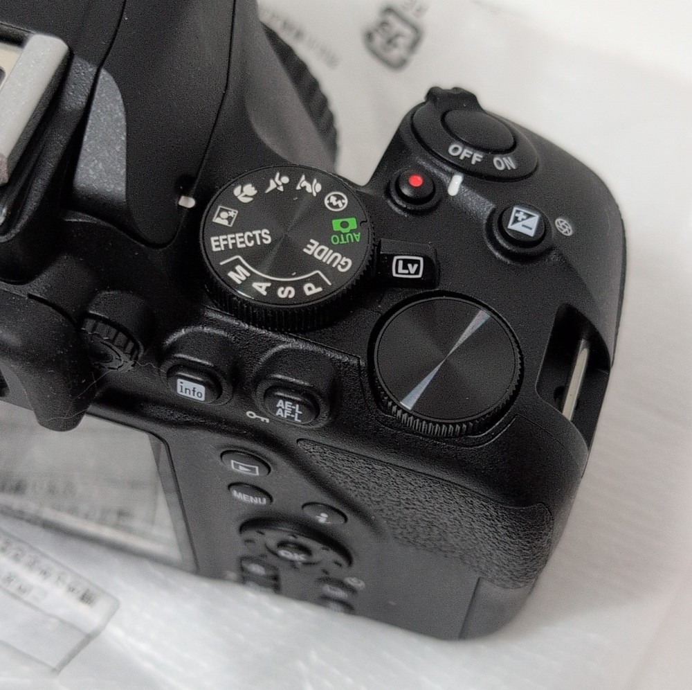Low shutter count - Nikon D3500 Camera Bundle with 18-55mm Lens + Accessories