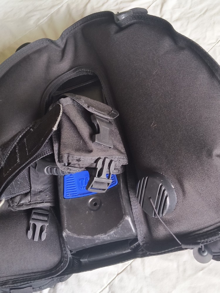 SeaQuest BCD Diva LX with Sure Lock Size M