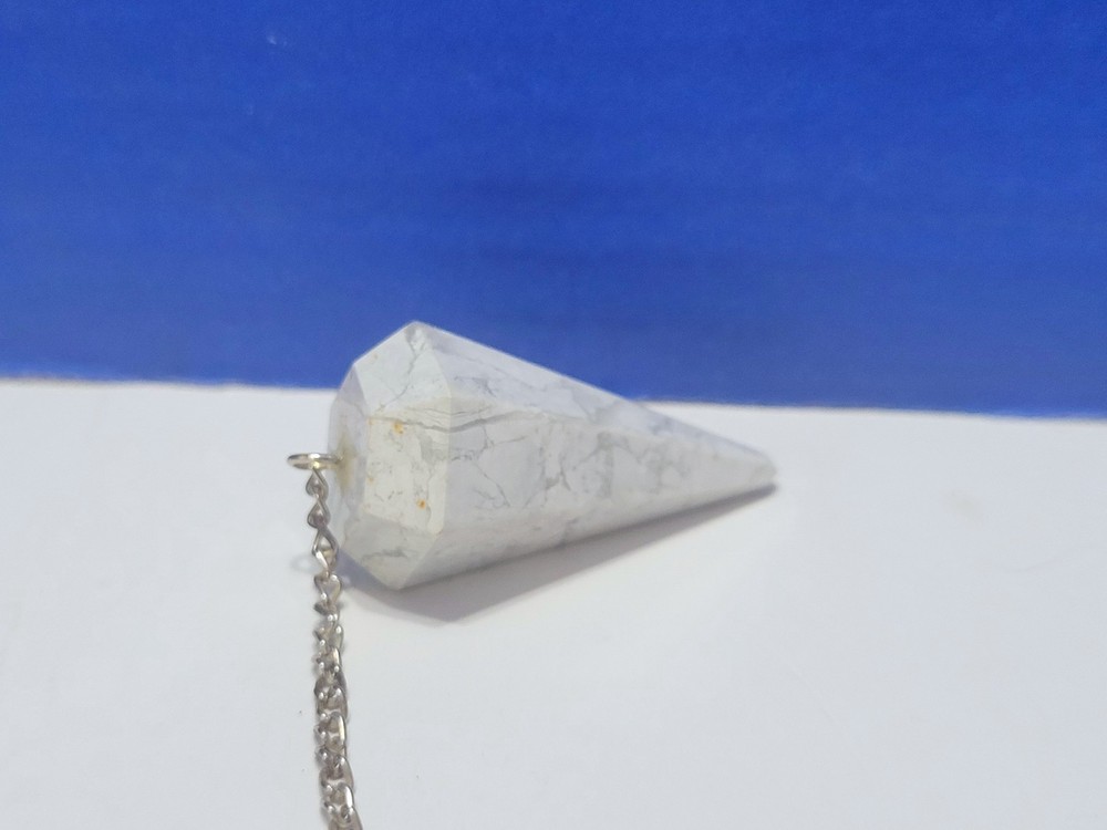 Vintage Howlite Pendulum for Dowsing