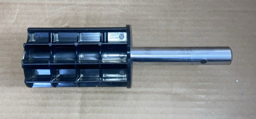 Short Hub for Pool Cover Reel - Replacement Part