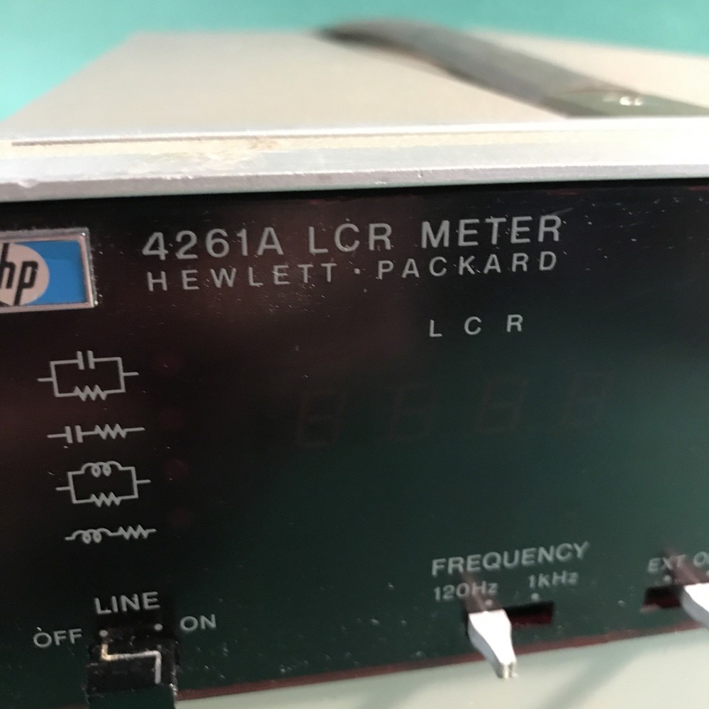 HP 4261A Digital LCR Meter laboratory