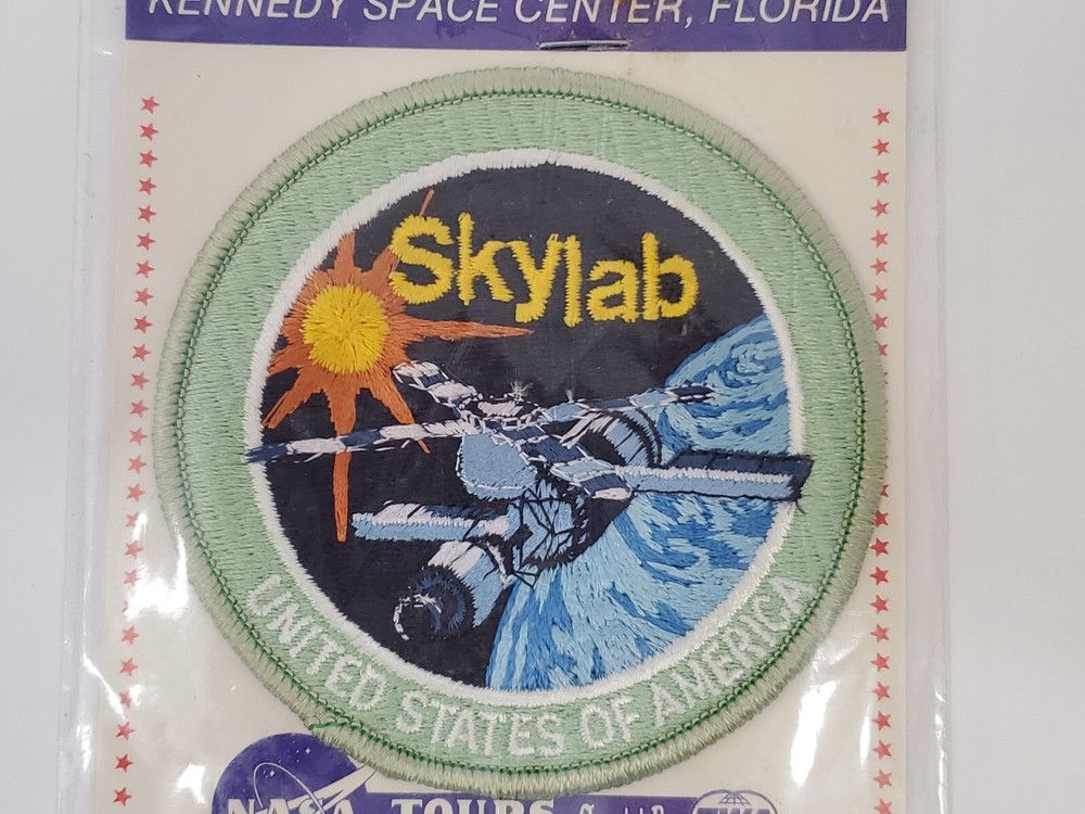 VINTAGE NASA SKYLAB 4" PATCH - NEW IN PACKAGING!