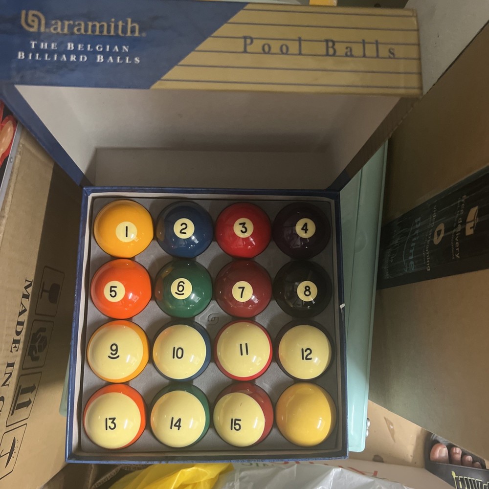 Aramith Super Pro Billiard Pool Ball Set (AR1039)