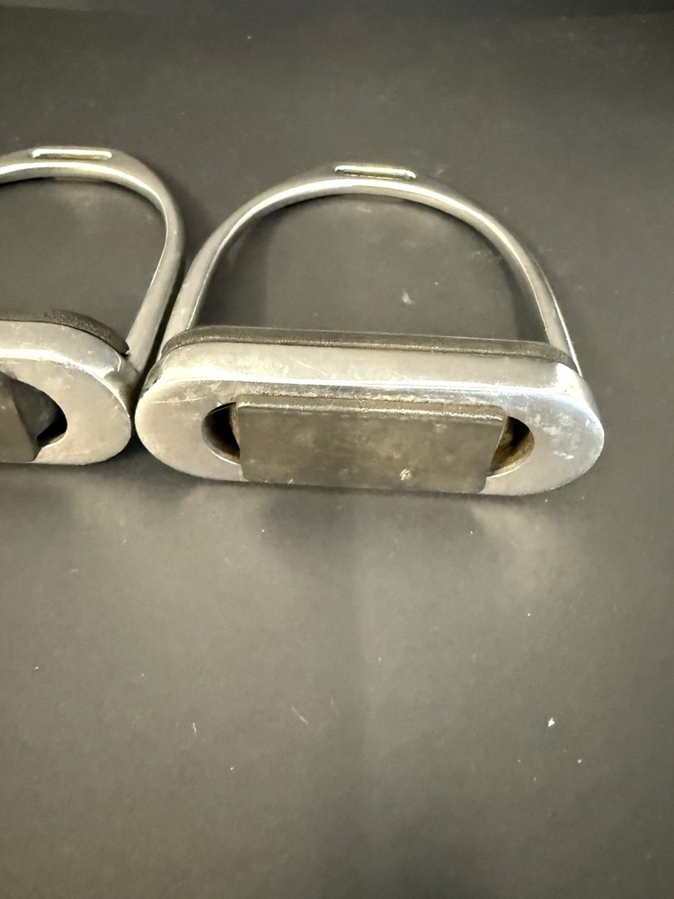 Stubben Fillis Stirrups - Silver - Pair