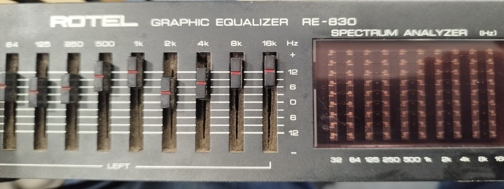 ROTEL EQUALIZER RE 830 SPECTRUM ANALYZER VINTAGE TESTED