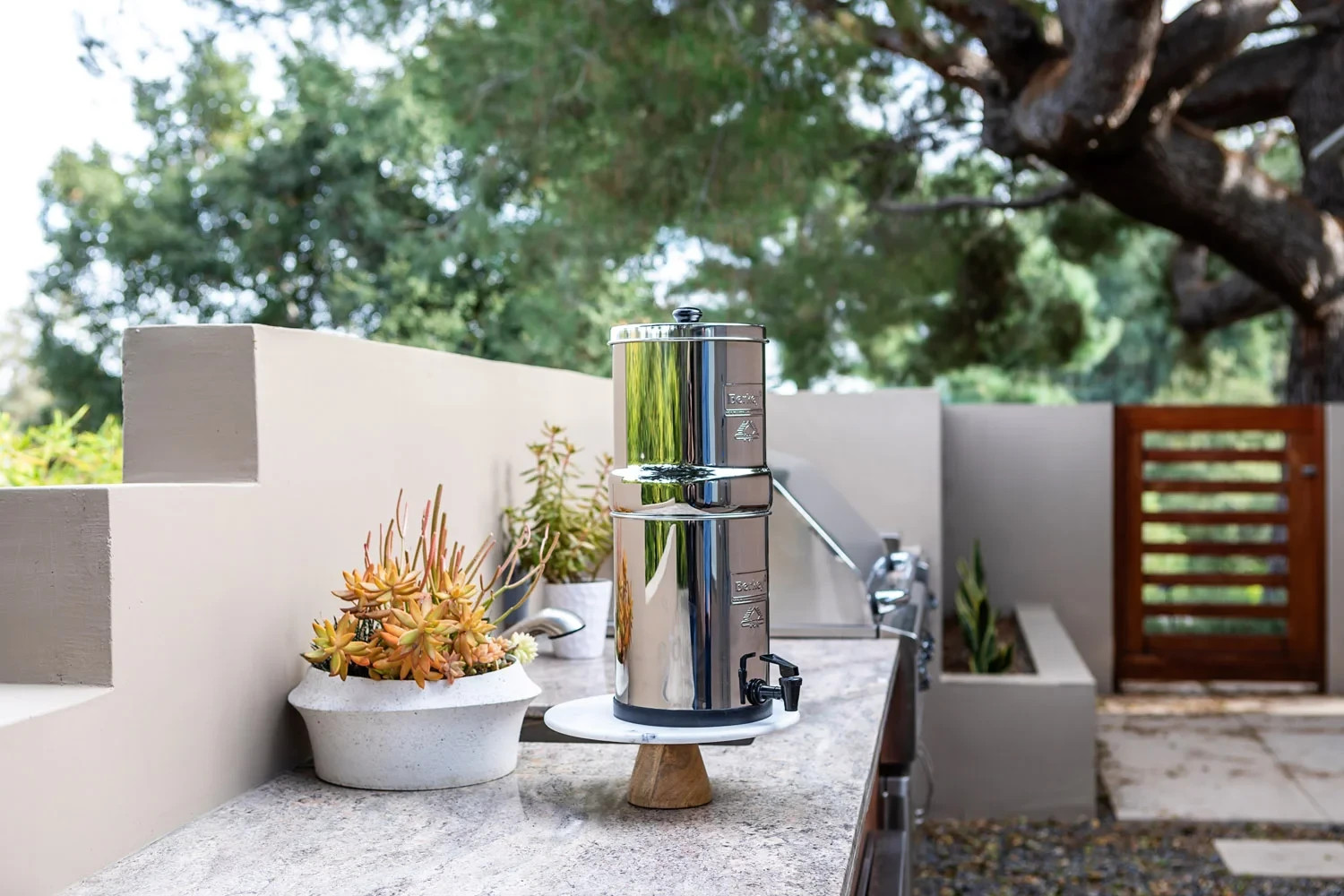 BLEMISHED Berkey Water Filter System & Certified Boroux Foundation Black Filters