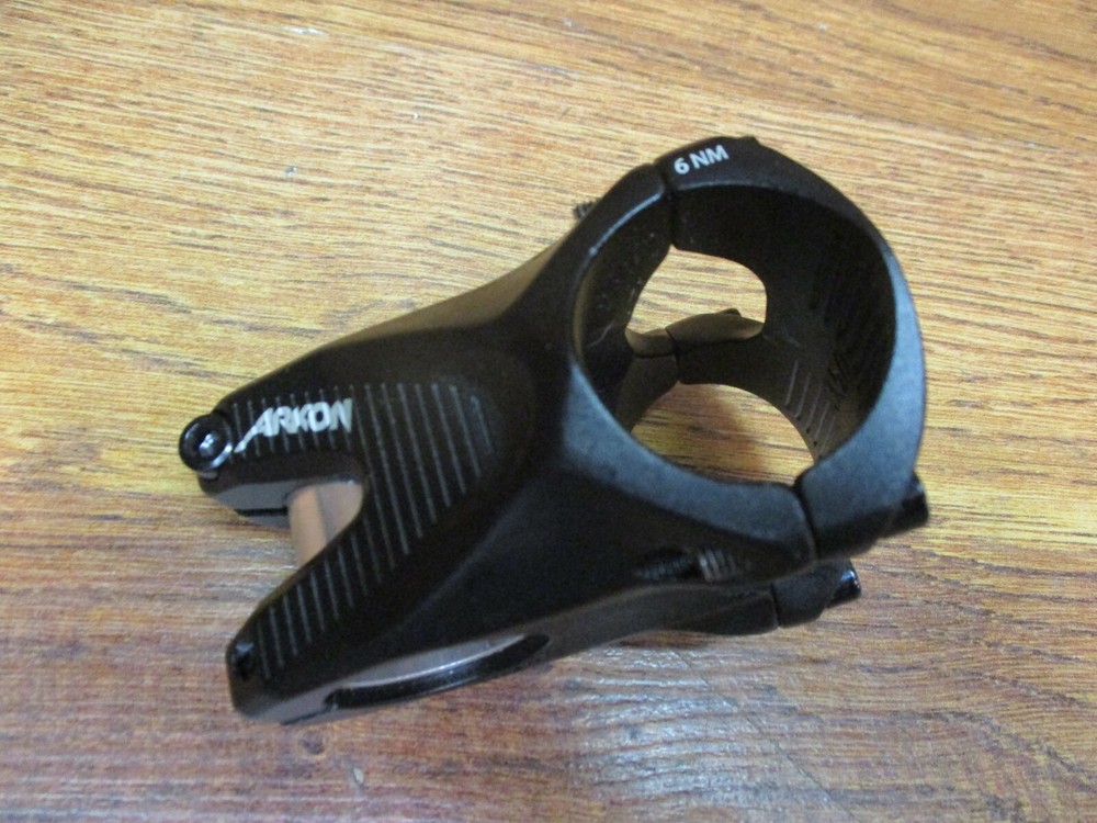 NOS IRD 1 1/8 x 50 x 35 THREADLESS STEM - BLACK