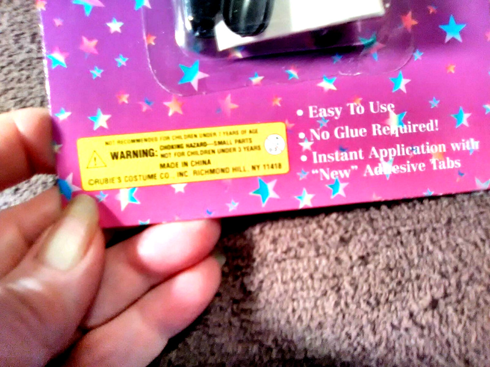 Rubies~Fingernails Deluxe With Adhesive Tabs