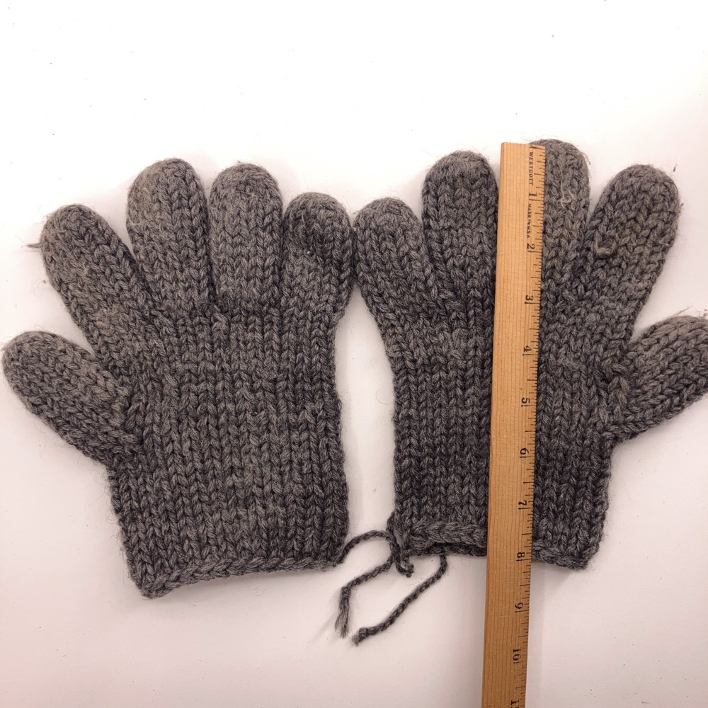 Plain Dark Gray Thick Knit Winter Gloves