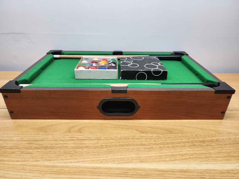 Just For Fun Tabletop Billiards Pool Complete In Box