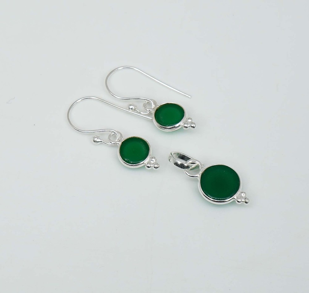 925 Solid Sterling Silver Green Onyx Hook Earring Pendant Set