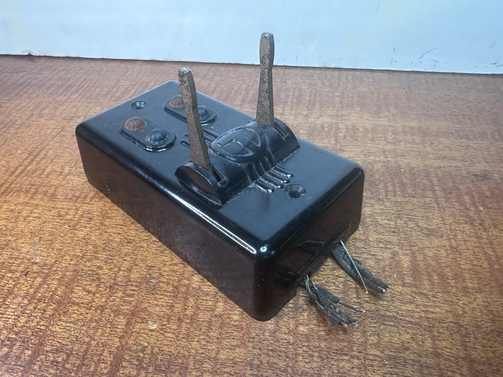 Lionel Turnout Controller - Needs New Wires - Untested