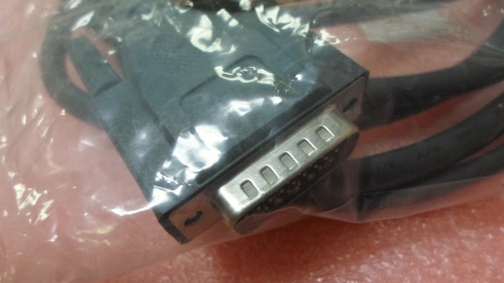 HP 438611-002 1X4 KVM Console 6' USB Cable.