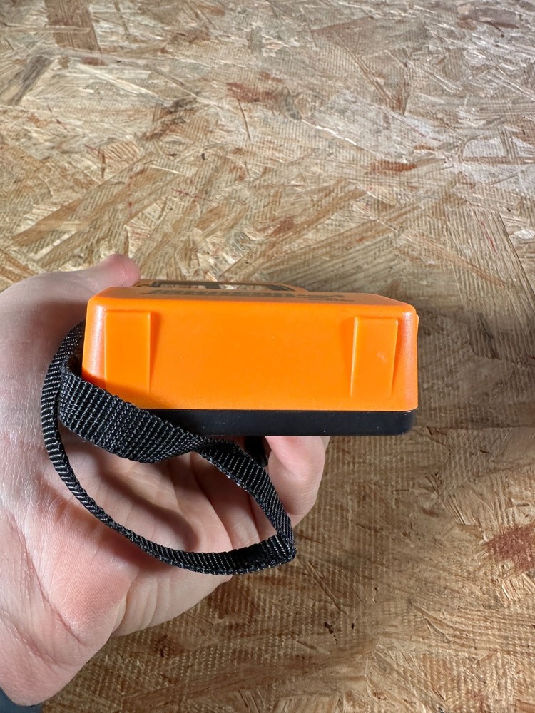 Johnson 40-6780 One-Sided Laser Detector ONLY USED, powers on